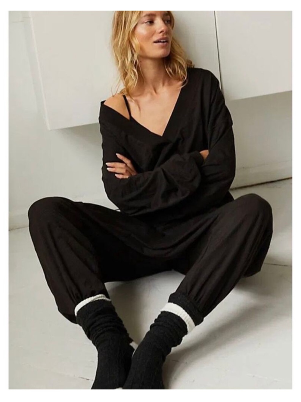 Free People Black Cotton Just Because V-Neck Onesie Jumpsuit, size small - Picture 2 of 13